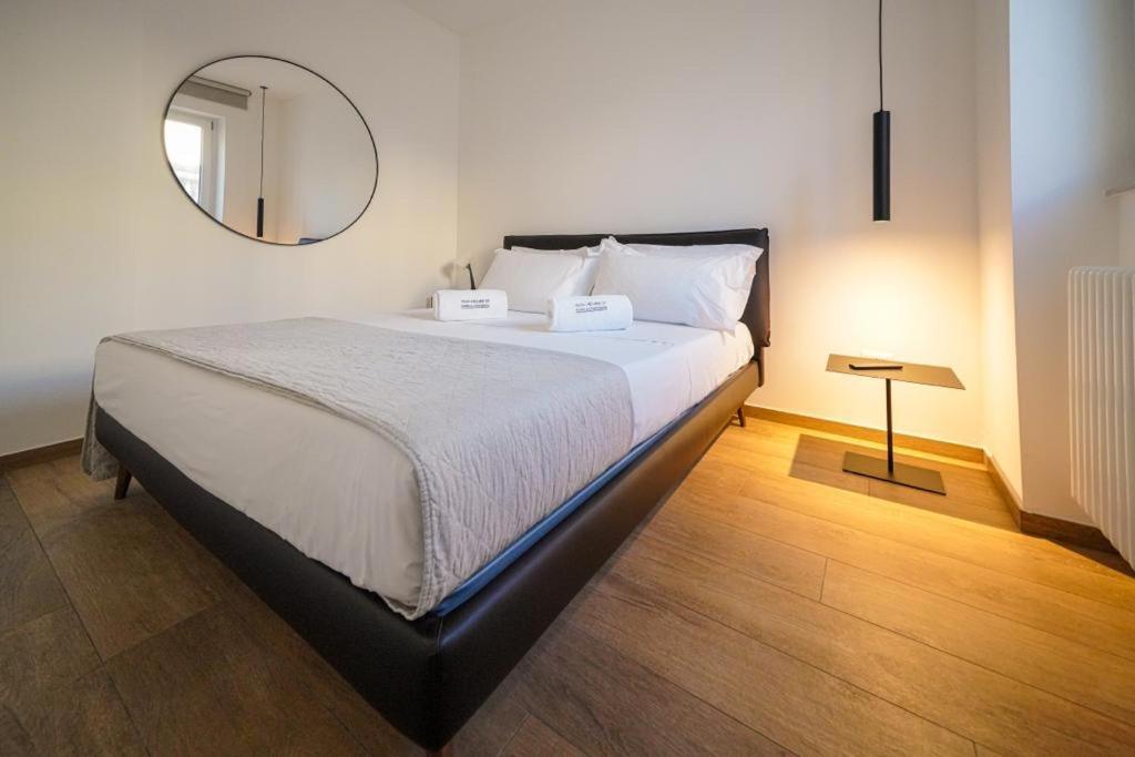Run House 07 Rooms & Apartments Cassano delle Murge Eksteriør billede